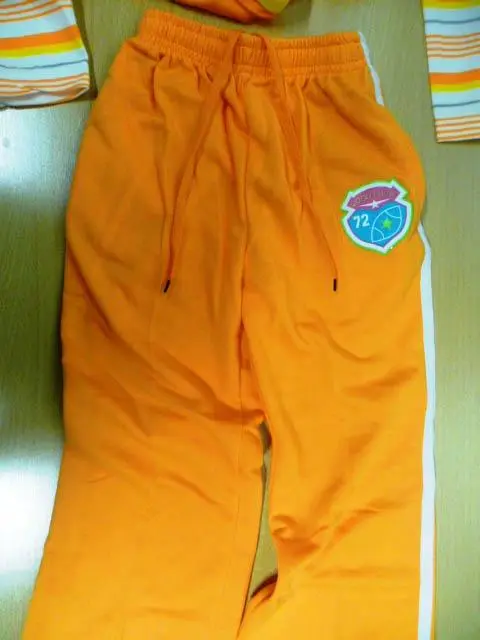 Foto uit de officiële melding: Sun Island Kinderkleding set — risico: Verwonding