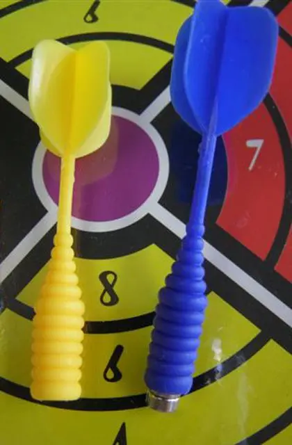 Foto do aviso oficial: LEIVA Juegos Shoot game Dardo com dardos magnéticos — risco: Ferimentos