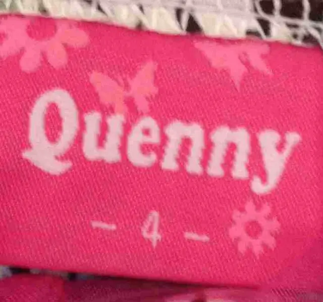 Foto do aviso oficial: Quenny Conjunto de roupas para meninas — risco: Ferimentos & Estrangulamento