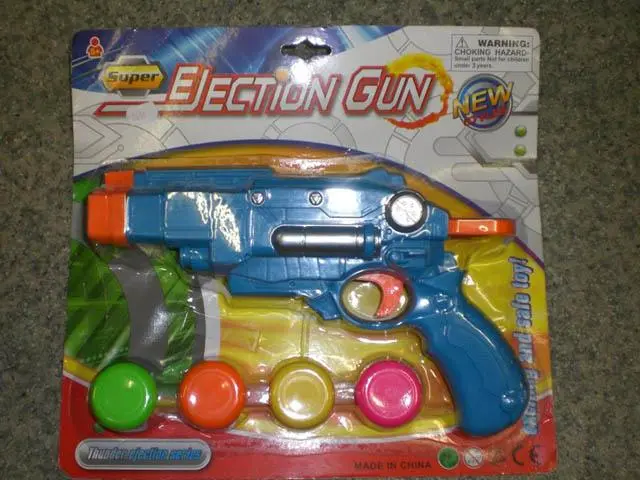 Photo de l’avis officiel: Super Ejection Gun Pistolet à jouets — risque: Blessures