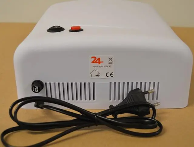 Foto do aviso oficial: 24.se 36 W Gel Curing JIADI UV Lamp Lâmpada UV para unhas — risco: Choque elétrico