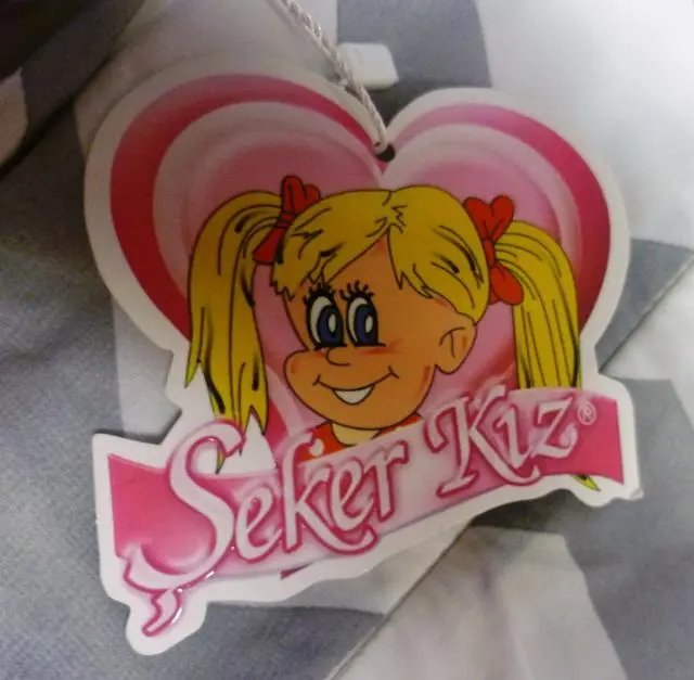 Photo de l’avis officiel: Şeker Kiz Robe de fille — risque: Blessures
