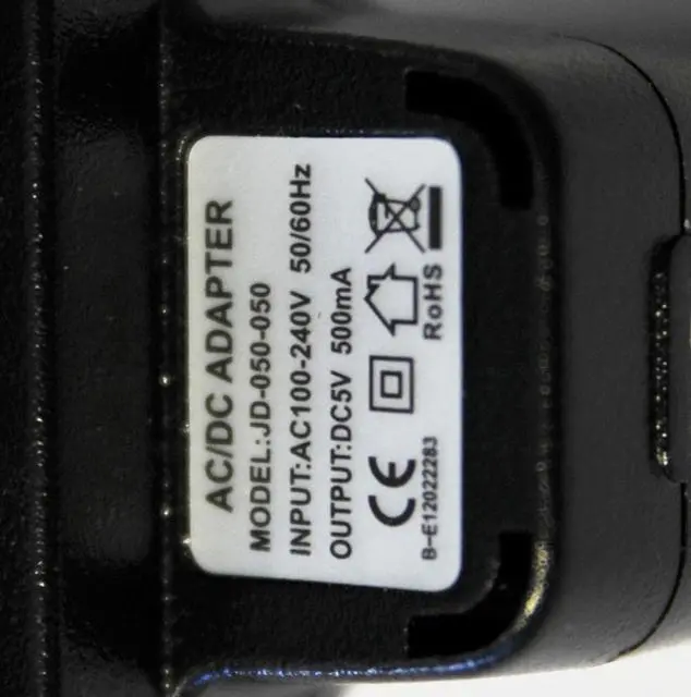 Foto do aviso oficial: AC/DC Adapter Adaptador — risco: Choque elétrico (A12/1152/14)