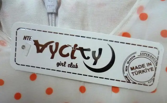 Photo de l’avis officiel: Aycity Robe de fille — risque: Blessures