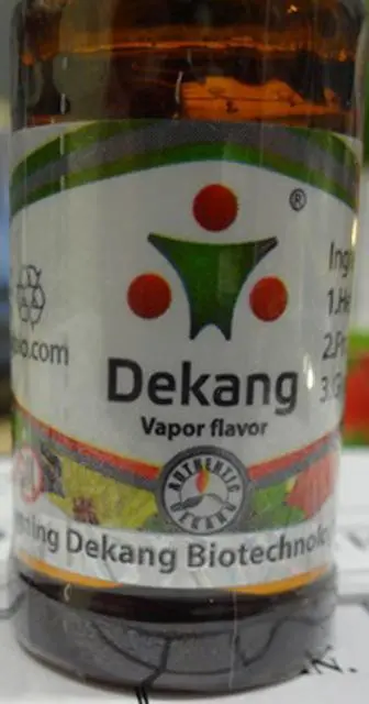 Photo from the official notice: Dekang Vapor Flavor Dekang Biotechnology liquid for e-cigarettes — chemical risk