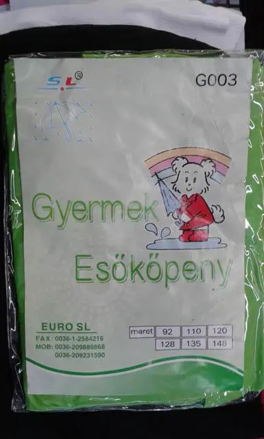Photo from the official notice: SL Gyermek Esőköpeny ('Children's raincoat') — strangulation risk