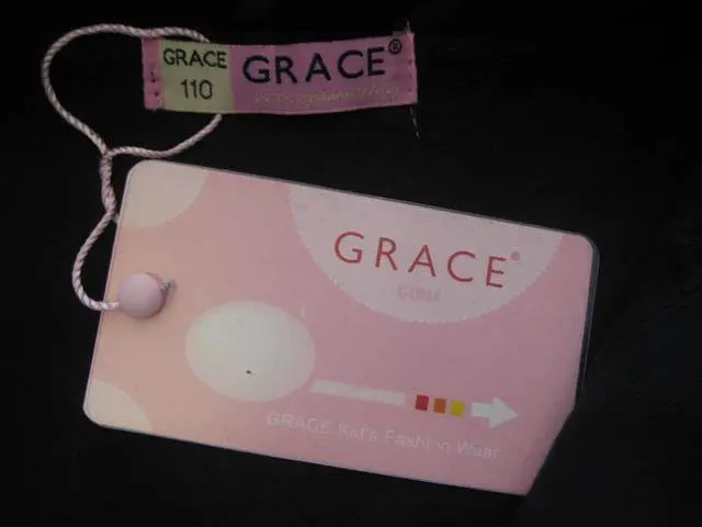 Photo de l’avis officiel: Grace Sweat-shirt pour filles — risque: Blessures