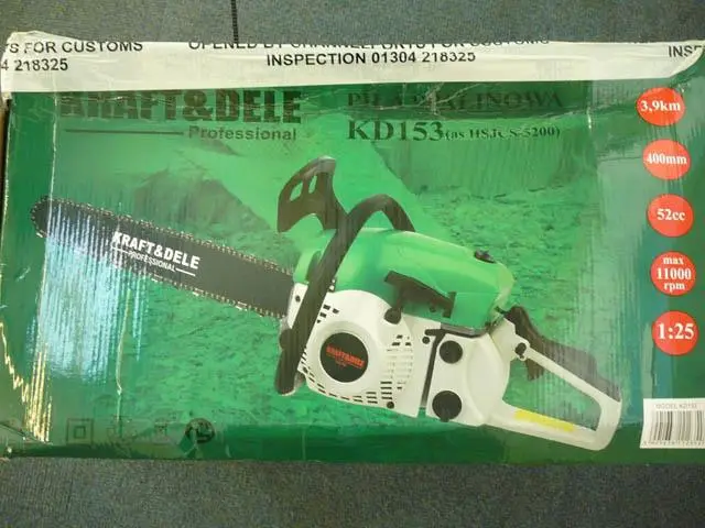Photo de l’avis officiel: Kraft &amp; Dele Professional Chainsaw - Gas Chain Saw Tronçonneuse — risque: Coupures & Blessures