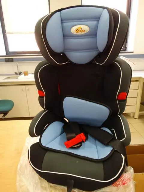 Photo de l’avis officiel: QABA Siège auto pour enfants — risque: Blessures
