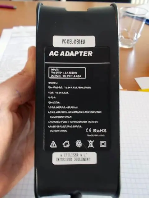 Photo de l’avis officiel: AboutBatteries AC Adapter Alimentation électrique — risque: Choc électrique