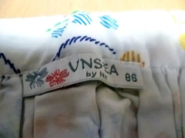 Photo de l’avis officiel: Unsea Ensemble de vêtements pour filles — risque: Blessures