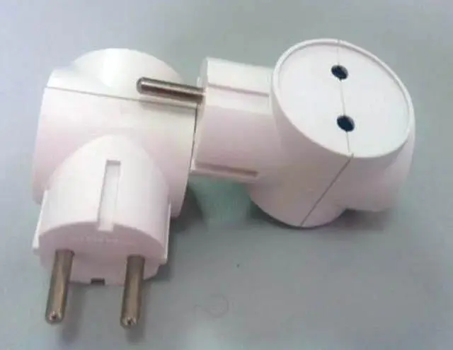 Foto aus der offiziellen Meldung: YAWCITAI Steckeradapter — Risiko: Elektrischer Schlag