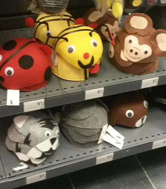 Foto aus der offiziellen Meldung: Ladybird Hat (Chapeau Feutrine Coccinelle) Ausgefallene Kleid Hut — Risiko: Chemikalie