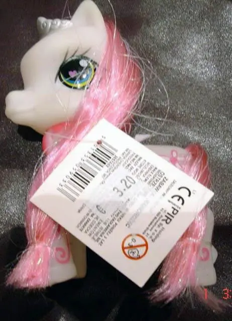 Foto dell’avviso ufficiale: Pony di plastica — rischio: Rischio chimico