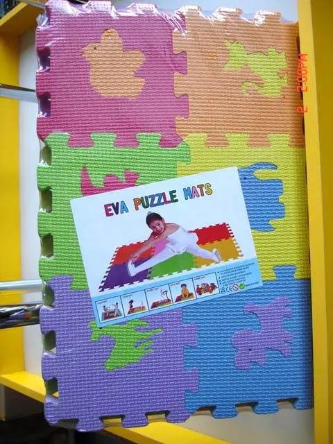 Foto aus der offiziellen Meldung: EVA puzzle mat Spielzeug Puzzle Matte — Risiko: Ersticken