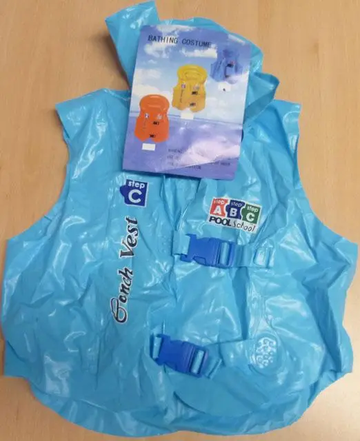Photo de l’avis officiel: Bathing costume Aide à la flottabilité — risque: Noyade