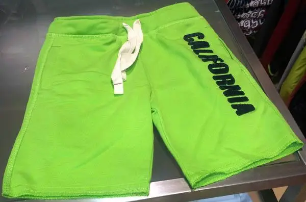 Photo de l’avis officiel: SMALL GANG VINTAGE Shorts de garçons — risque: Blessures