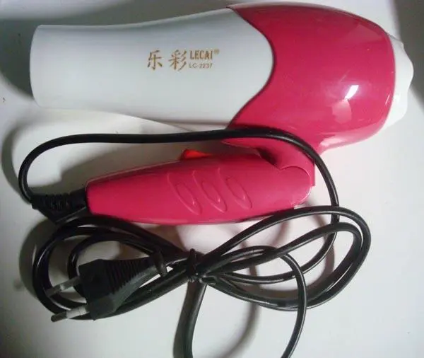 Photo de l’avis officiel: LECAI Fashion Hair Dryer Sèche-cheveux — risque: Brûlures & Choc électrique