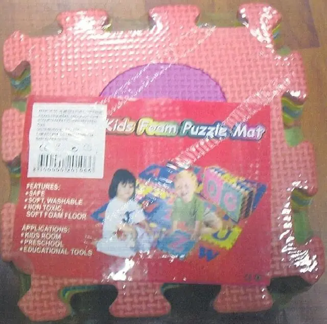 Foto do aviso oficial: Esteiras de puzzle «Crianças Espuma Puzzle Mats» — risco: Engasgamento