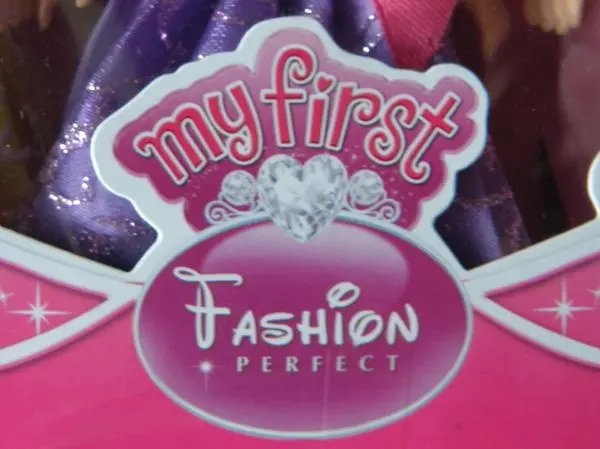 Photo de l’avis officiel: My First Fashion Perfect Ensemble de poupées en plastique — risque: Risque chimique