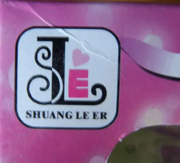 Photo de l’avis officiel: Shuang Le Er Aidella Ensemble de poupées en plastique — risque: Risque chimique