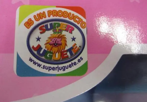 Foto do aviso oficial: Super Juguete The Love Baby Boneca de bebé — risco: Engasgamento