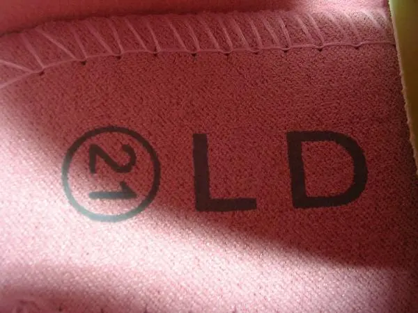 Foto aus der offiziellen Meldung: LD Kinderschuhe — Risiko: Ersticken