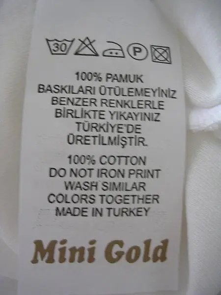 Foto do aviso oficial: Mini Gold happy little babies Conjunto de roupas para bebés — risco: Engasgamento
