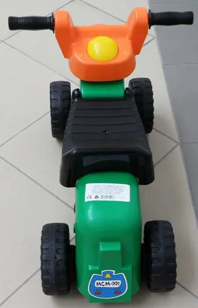 Photo de l’avis officiel: Metalcar ráülős játék Jouet à cheval — risque: Coincement & Blessures