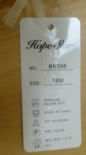Foto aus der offiziellen Meldung: Hope Star Kinder T-Shirt — Risiko: Ersticken