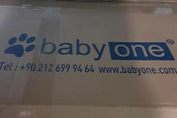 Photo de l’avis officiel: BABY ONE Lit bébé pour enfants — risque: Étouffement & Coupures