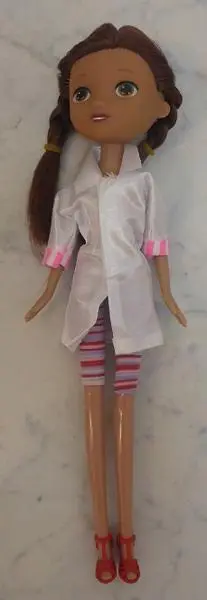 Photo de l’avis officiel: Doc McStuffins Poupée en plastique — risque: Risque chimique