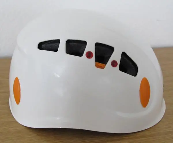 Photo de l’avis officiel: Xinda Casque pour alpinistes — risque: Blessures (A12/0072/19)