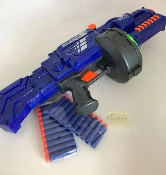 Foto aus der offiziellen Meldung: Blaze Storm Soft Bullet Gun Spielzeugpistole — Risiko: Umwelt