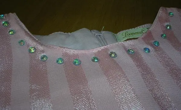 Photo de l’avis officiel: Lamond Lány ruha Robe d’enfant — risque: Étouffement & Blessures