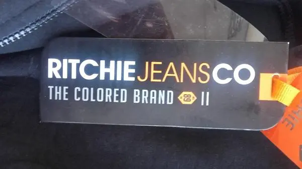Foto dell’avviso ufficiale: RITCHIE JEANS CO Deška jopa Felpa per bambini — rischio: Strangolamento