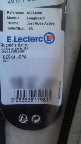 Photo from the official notice: LONGBOARD Deška jopa children’s sweatshirt — strangulation risk