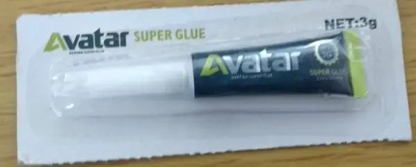 Photo de l’avis officiel: Avatar Super Glue Colle — risque: Risque chimique
