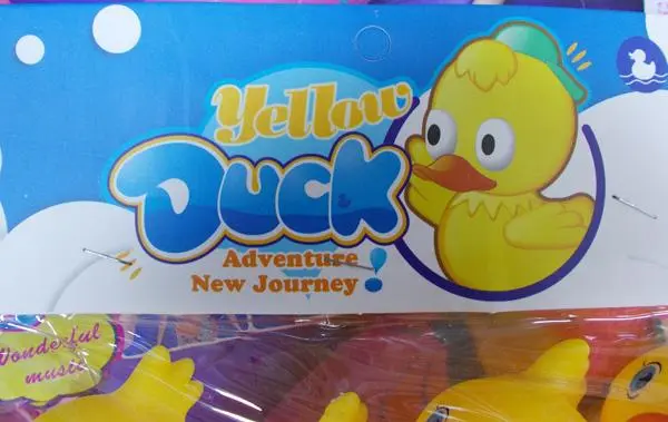 Foto uit de officiële melding: Xihua Toys Yellow Duck Adventure New Journey Plastic speelgoed — risico: Chemische risico's