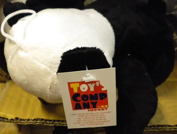 Foto do aviso oficial: Toy's company Brinquedo macio — risco: Engasgamento
