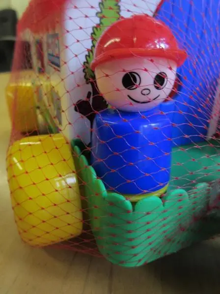 Foto do aviso oficial: Polesie Shape-and-sort house Brinquedo de plástico — risco: Engasgamento