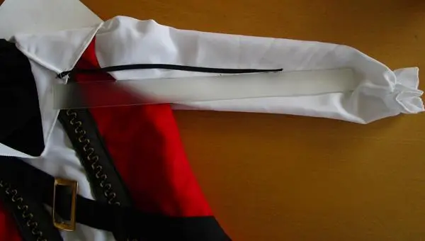Foto dell’avviso ufficiale: Fun Fashion Pirate Costume da sposa per bambini — rischio: Strangolamento