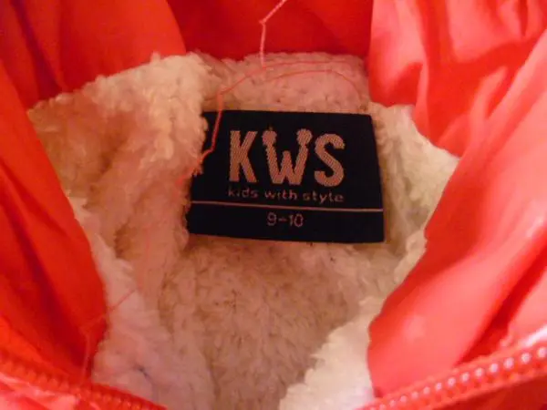 Photo from the official notice: KWS, PPT children’s jacket — strangulation risk