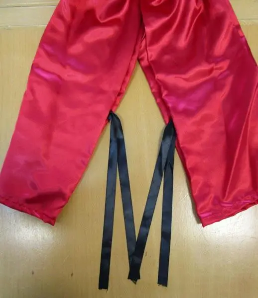 Foto dell’avviso ufficiale: Fun Fashion Ninja (red) Costume da sposa per bambini — rischio: Lesioni & Strangolamento