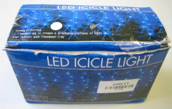 Photo de l’avis officiel: LED ICICLE LIGHT Chaîne d’éclairage — risque: Brûlures & Choc électrique