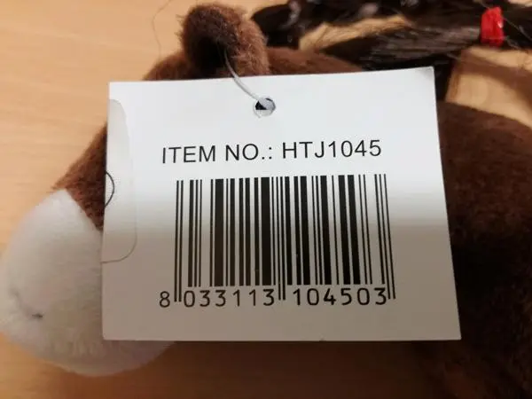 Photo from the official notice: Zabawka Pluszowa soft toy — choking risk