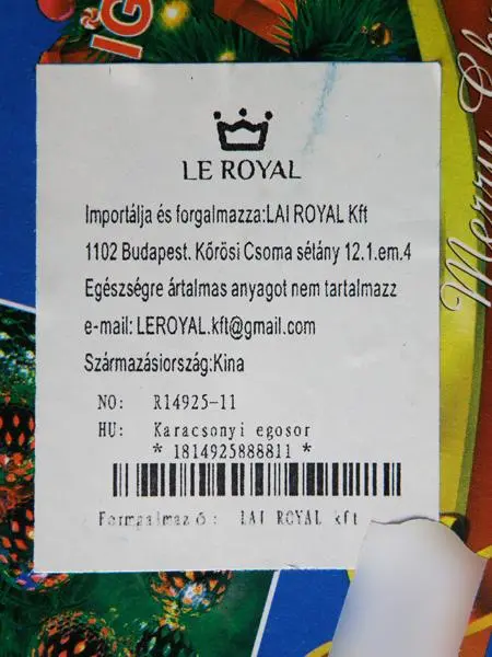 Photo from the official notice: LE ROYAL LED LIGHTS lighting chain — burns & electric shock risk (A12/0810/19)