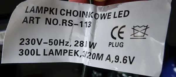 Photo de l’avis officiel: Lampki choinkowe LED Chaîne d’éclairage LED — risque: Choc électrique (A12/0851/19)