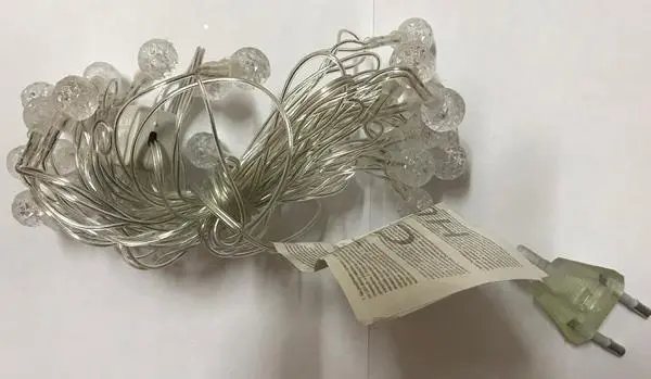 Photo de l’avis officiel: adri star Chaînes d’éclairage — risque: Choc électrique