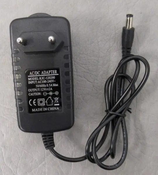 Photo from the official notice: H.254 Wireless P2P NVR kit wireless security camera set — electric shock risk